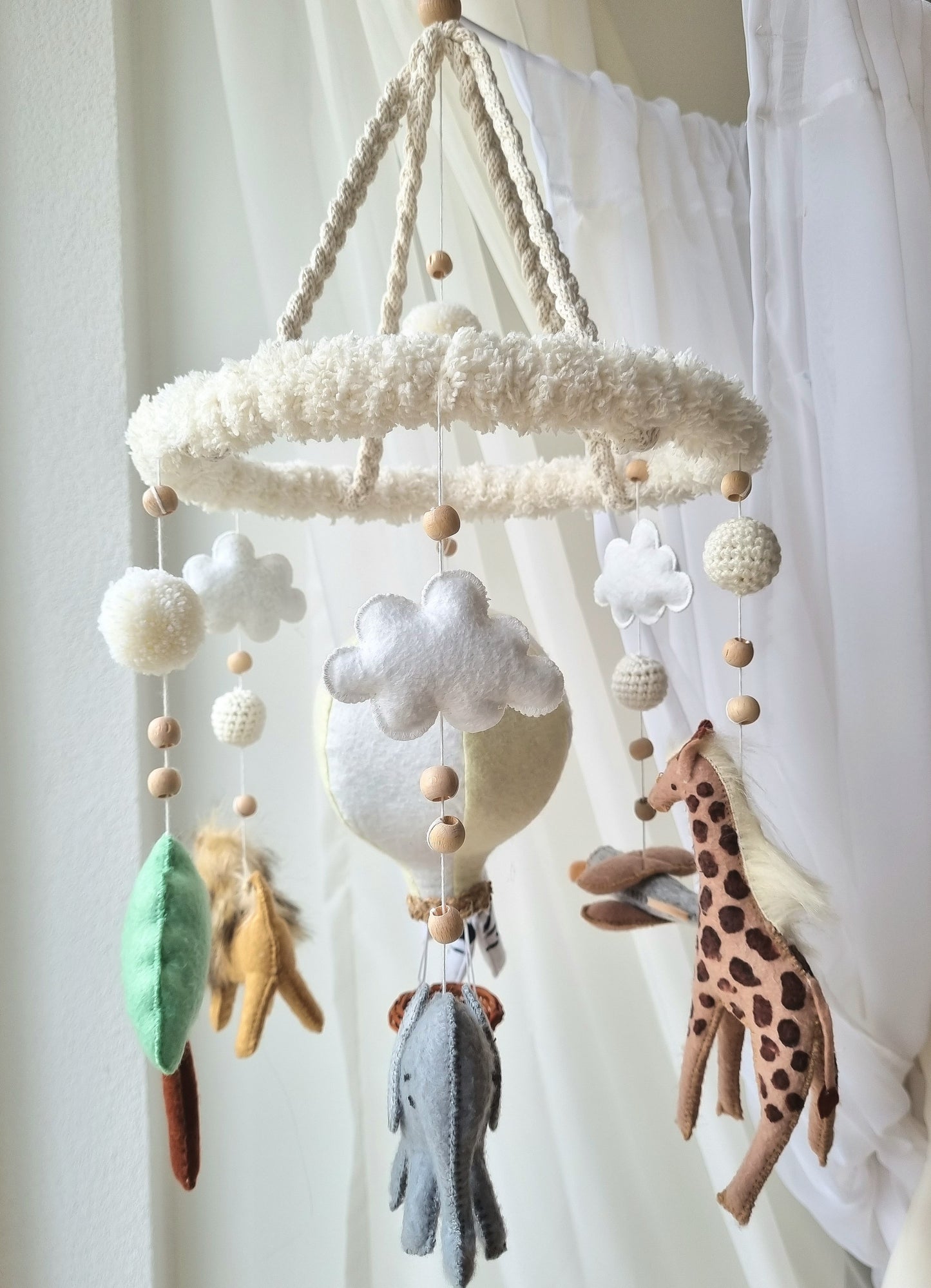 Baby Mobile fliegender Ballon Puffel