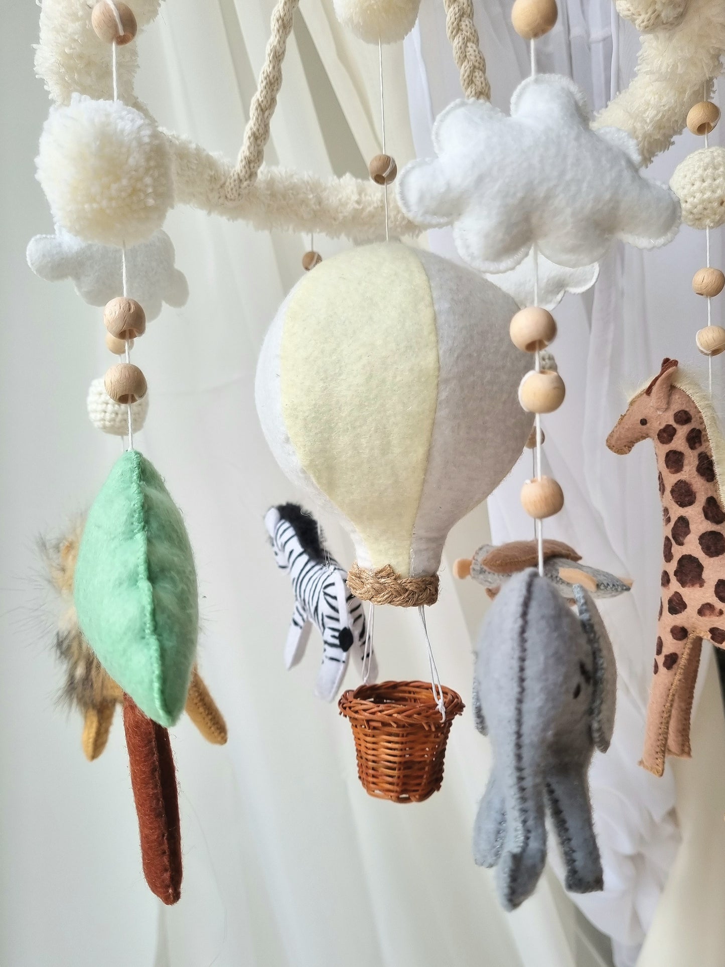 Baby Mobile fliegender Ballon Puffel