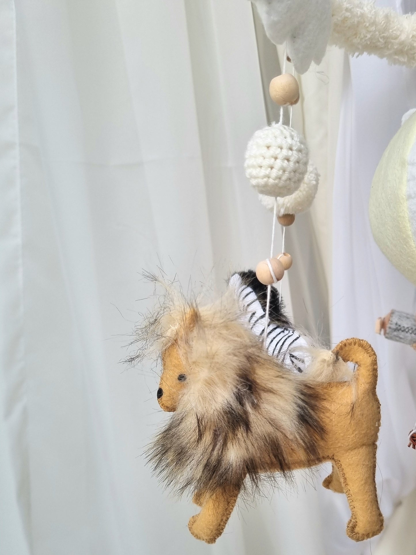 Baby Mobile fliegender Ballon Puffel