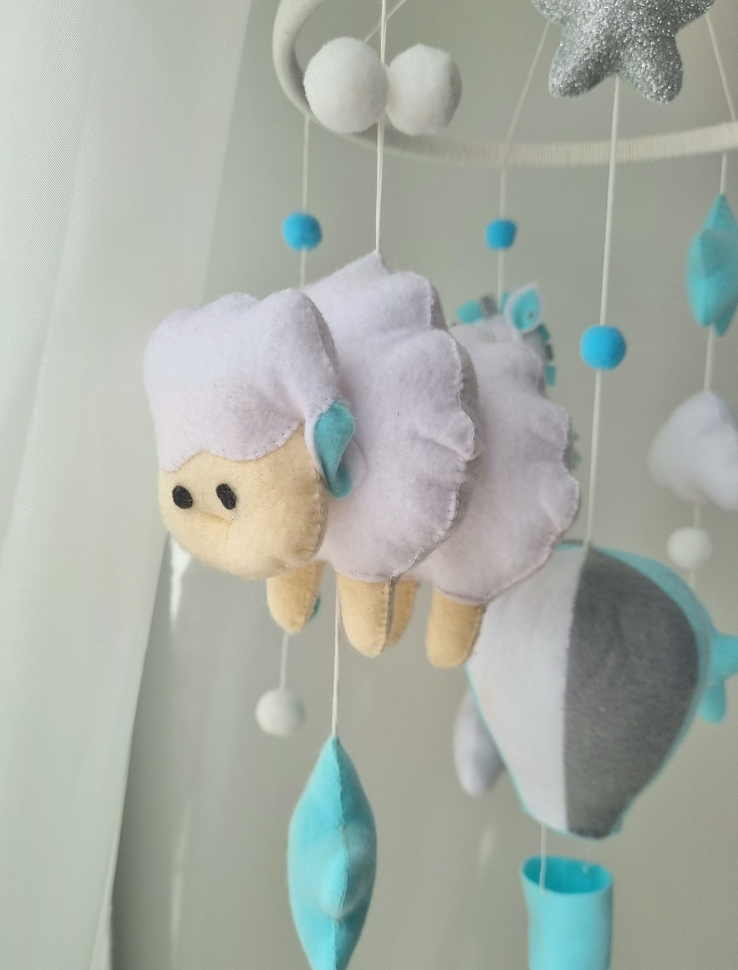 Baby Mobile Heissluftballon blau/weiss/grau