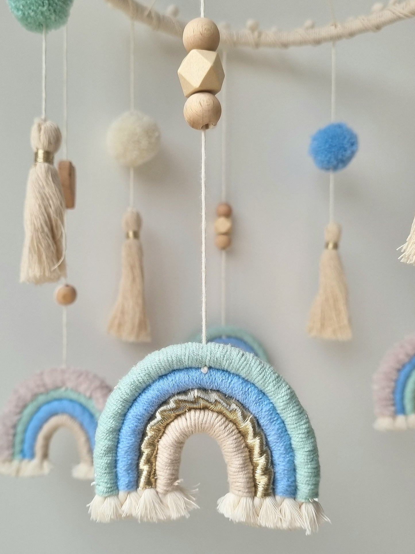 Mobile bébé macramé bleu