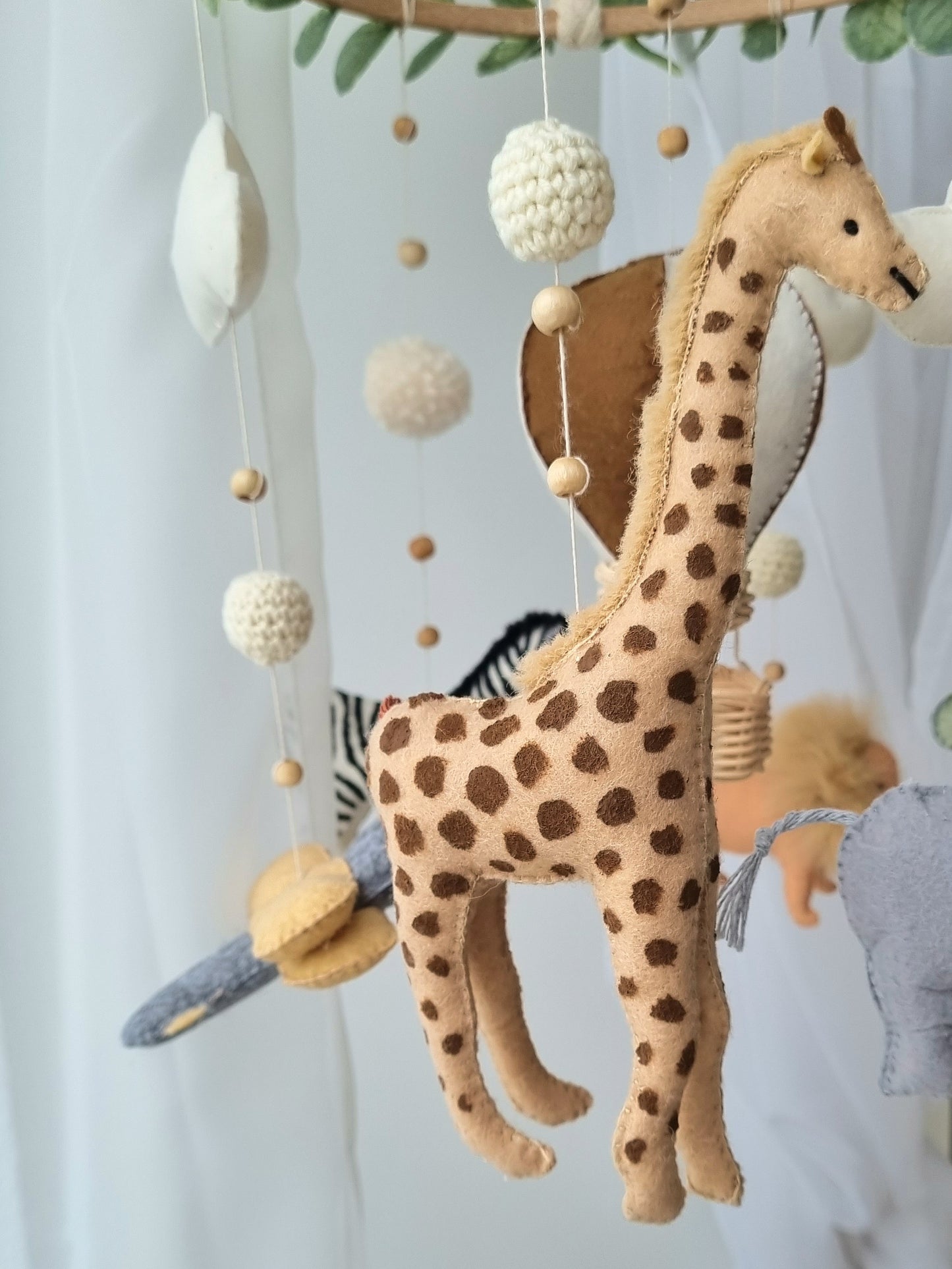Baby Mobile fliegender Ballon braun
