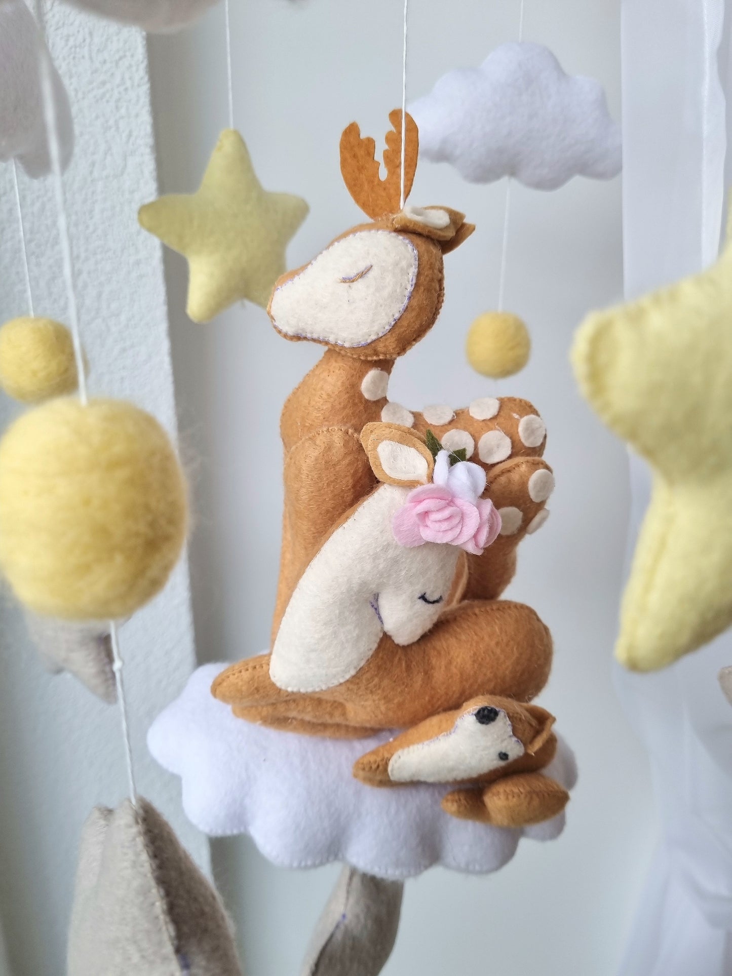 Baby Mobile Bambi Liebe rosa/gelb