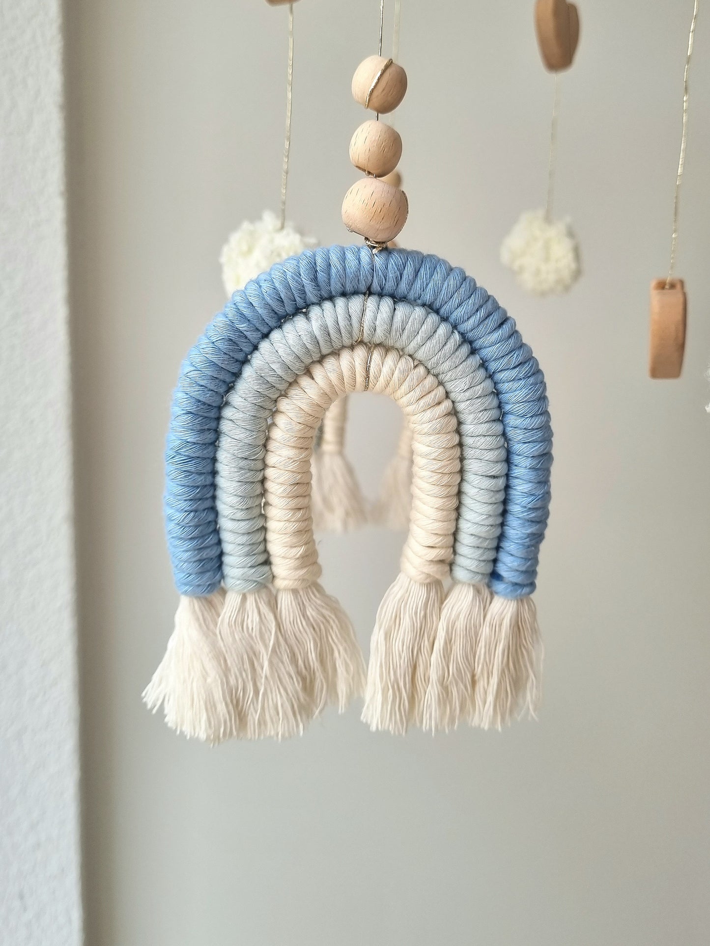 Baby Mobile Puffel Makramee blau