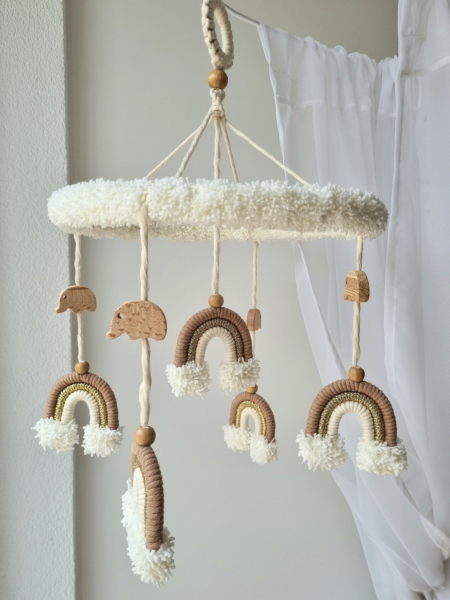 Baby Mobile Makramee Puffel braun/gold