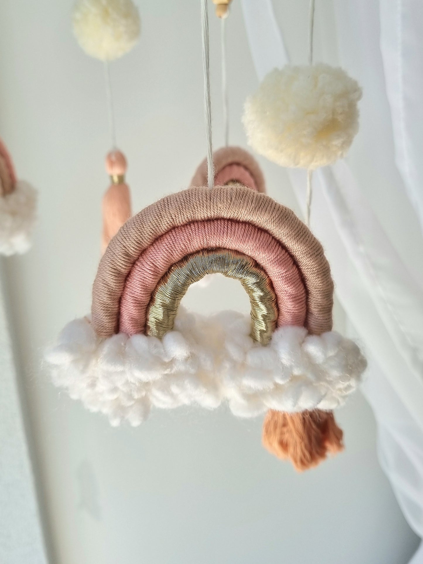Baby Mobile Makramee Puffel rose