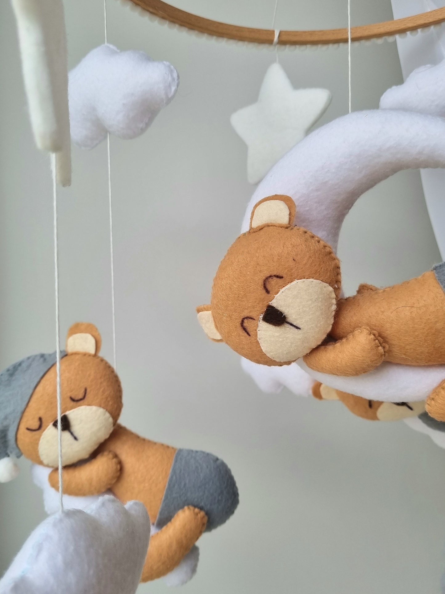 Baby Mobile Bär beige/grau