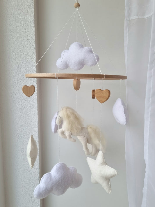 Baby Mobile Pferdchen beige