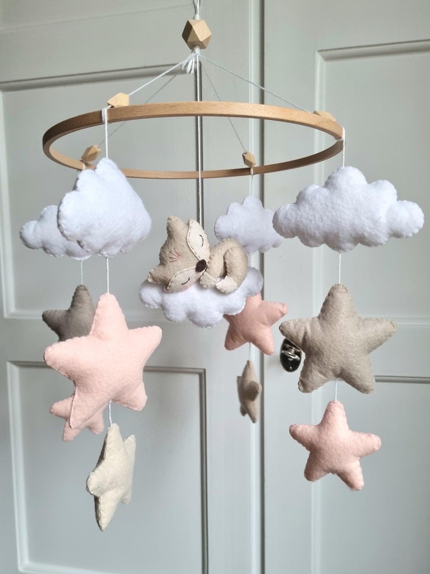 Baby Mobile schlafender Fuchs rosa