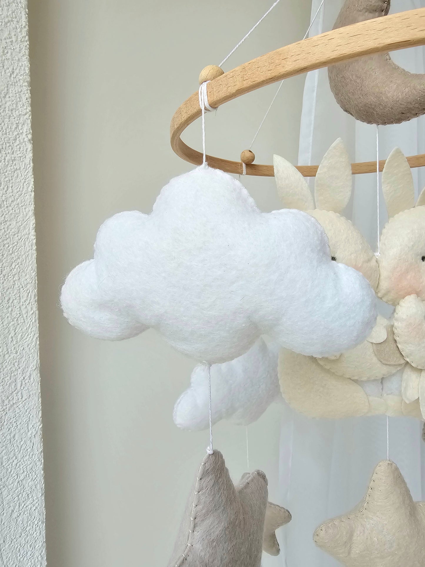 Baby Mobile Hasenfamilie