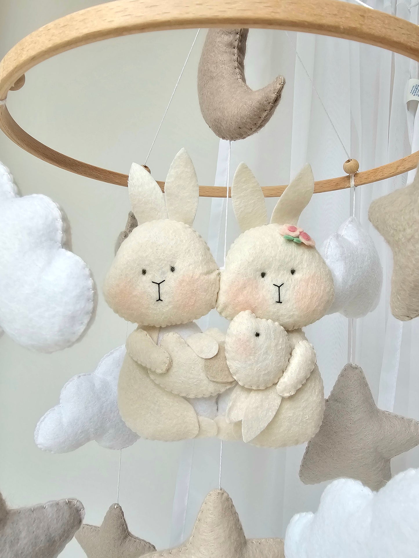 Baby Mobile Hasenfamilie