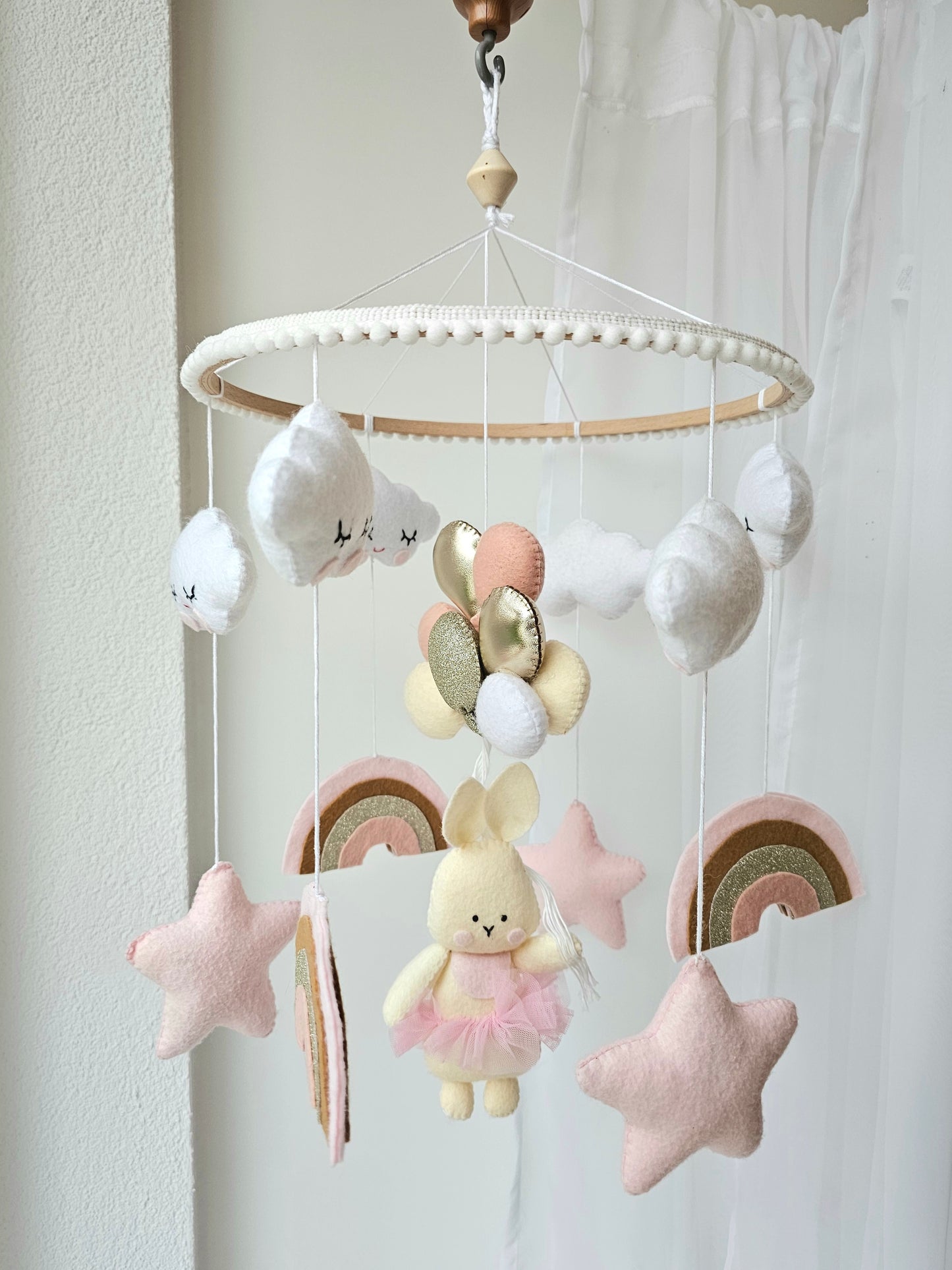 Baby Mobile Häschen rosa