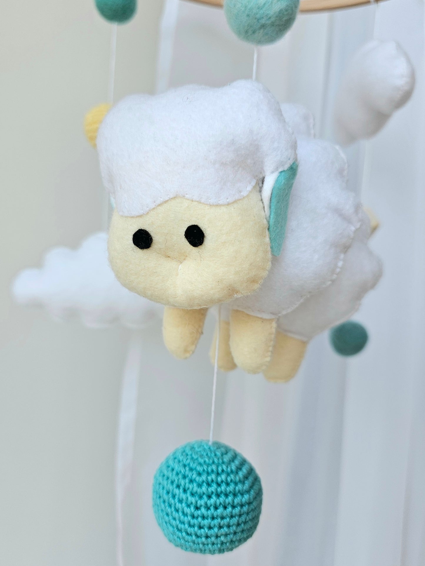 Baby Mobile Schäfchen türkis/gelb