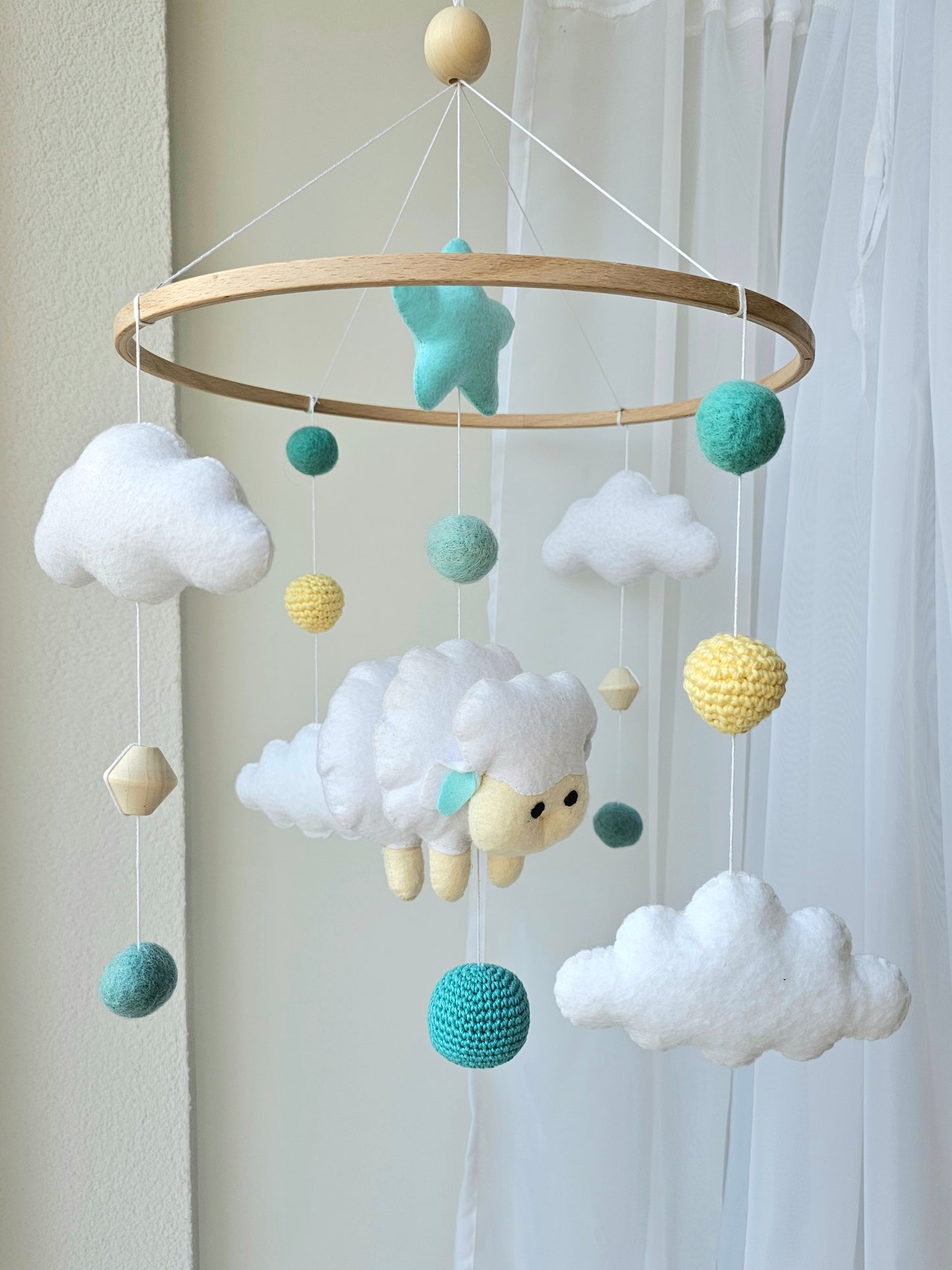 Baby Mobile Schäfchen türkis/gelb