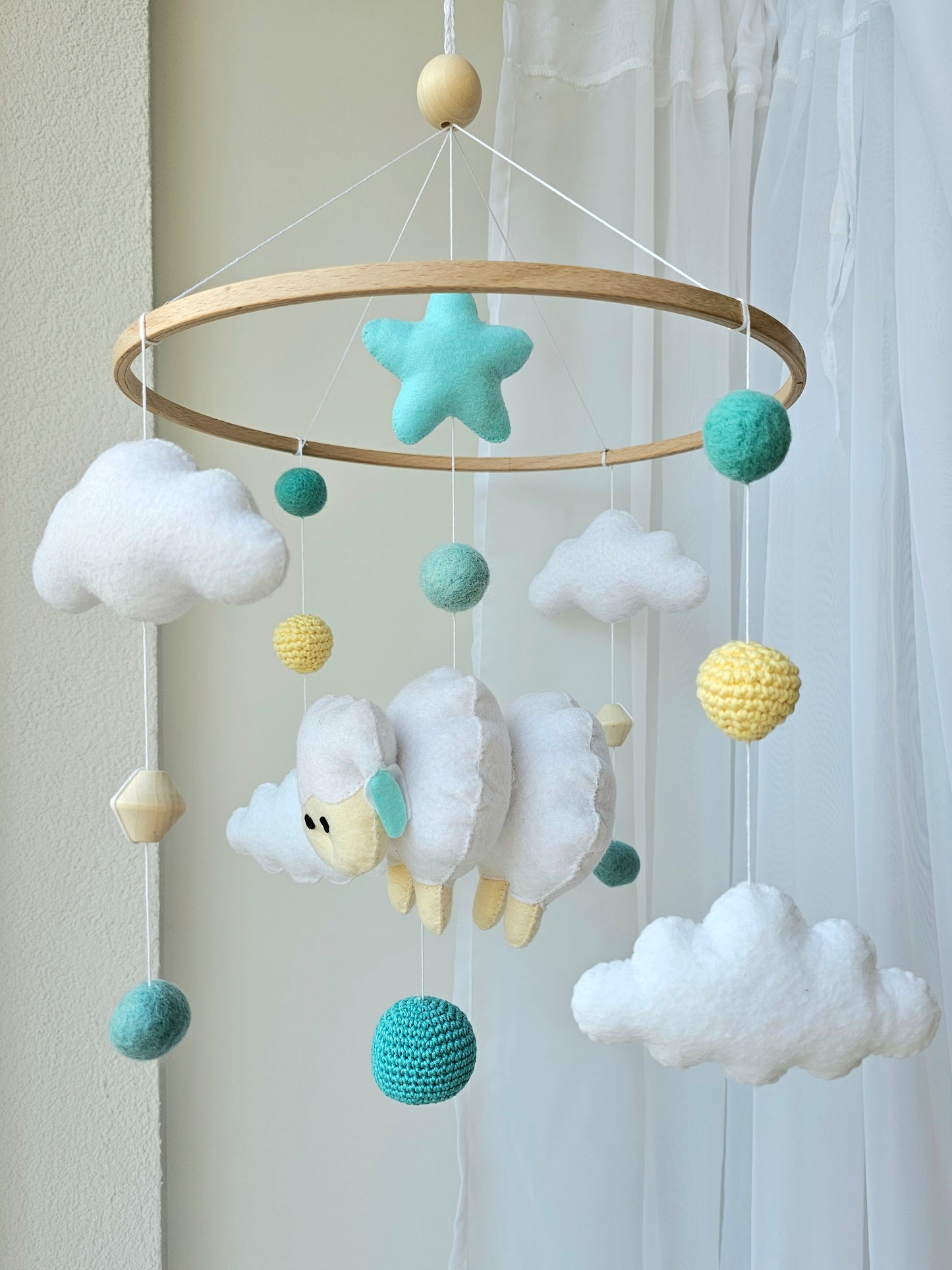 Baby Mobile Schäfchen türkis/gelb