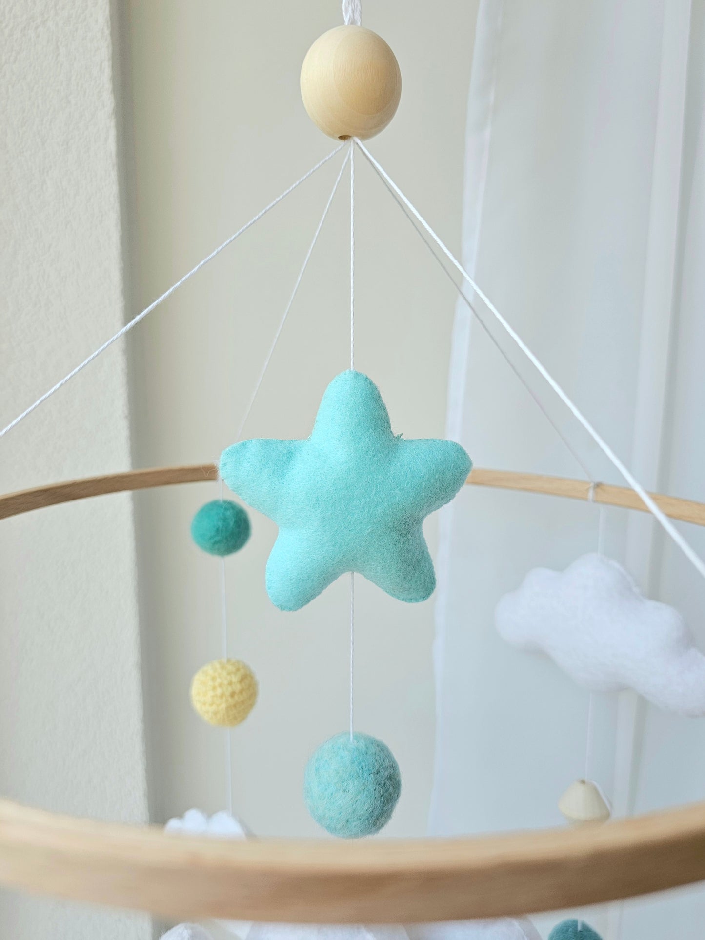 Baby Mobile Schäfchen türkis/gelb
