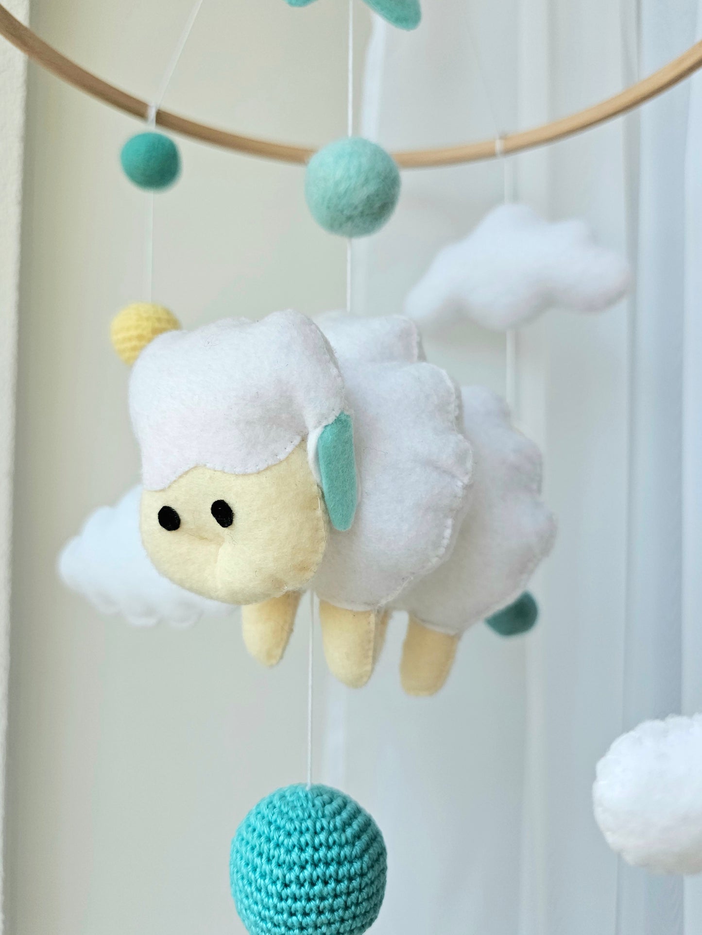 Baby Mobile Schäfchen türkis/gelb