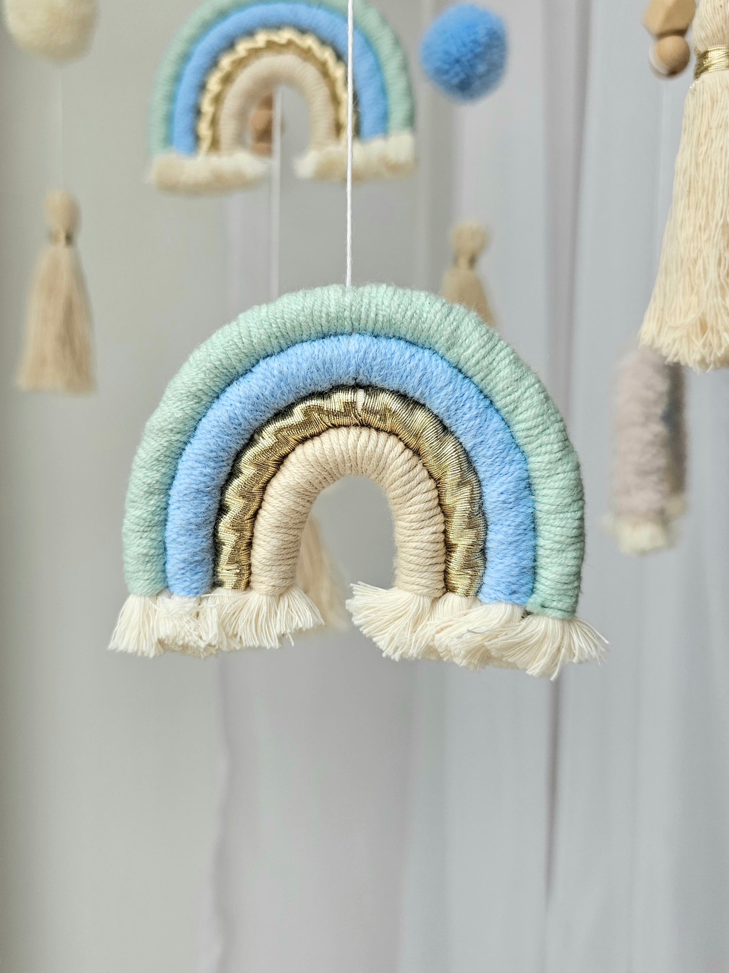 Mobile bébé macramé bleu