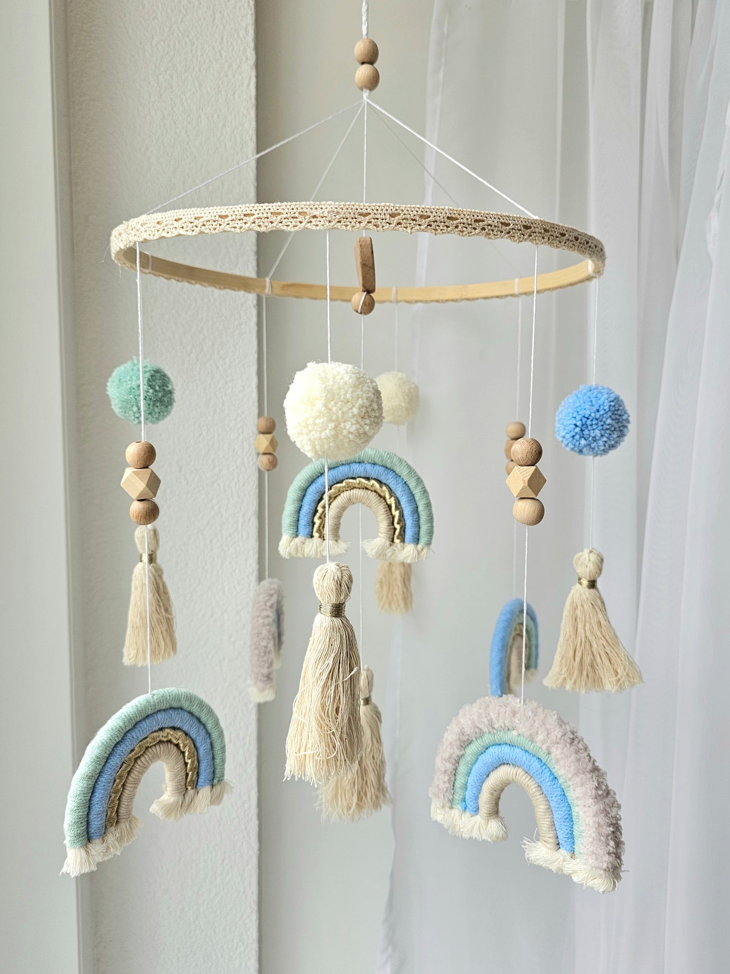 Mobile bébé macramé bleu