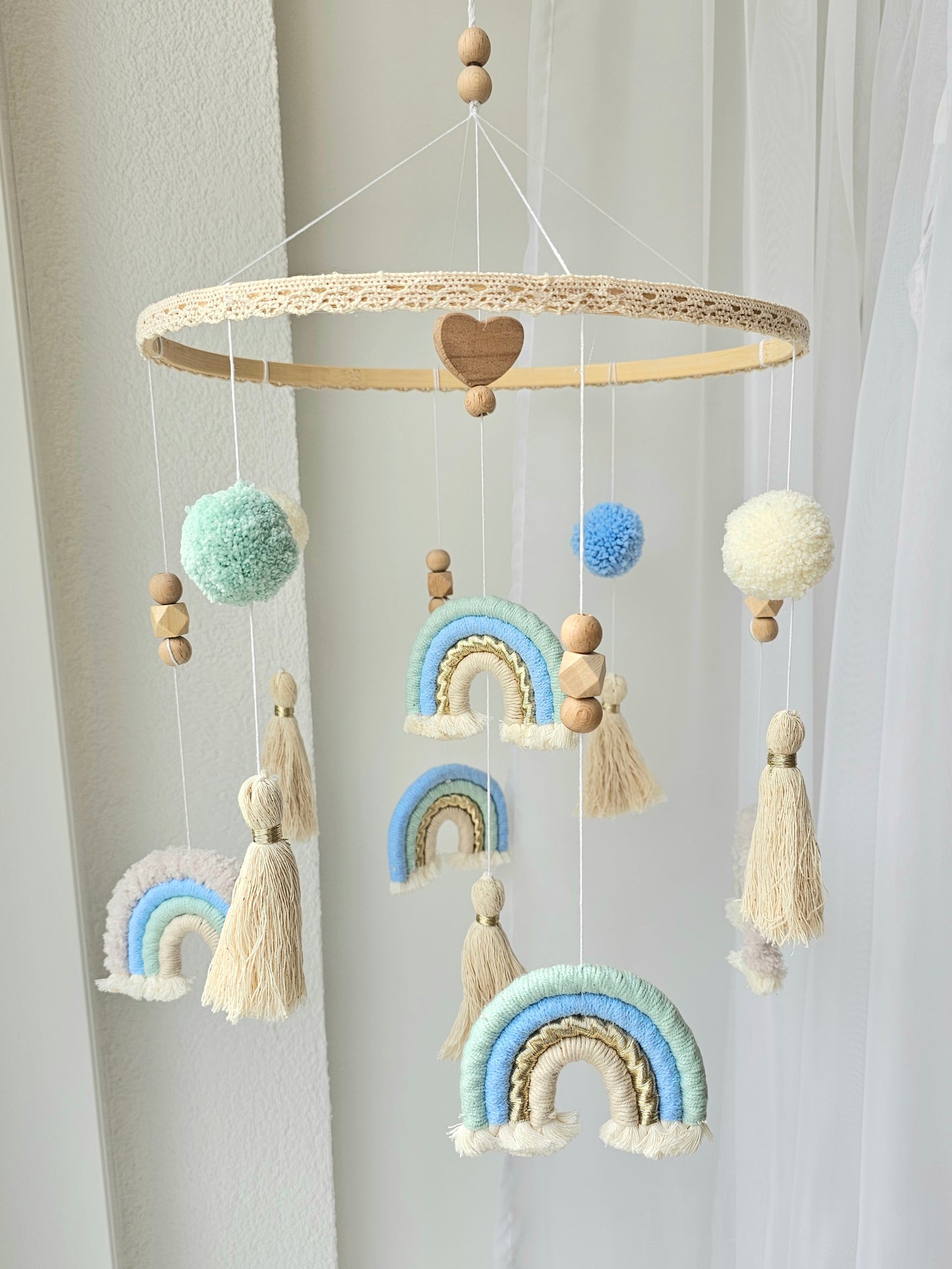 Mobile bébé macramé bleu