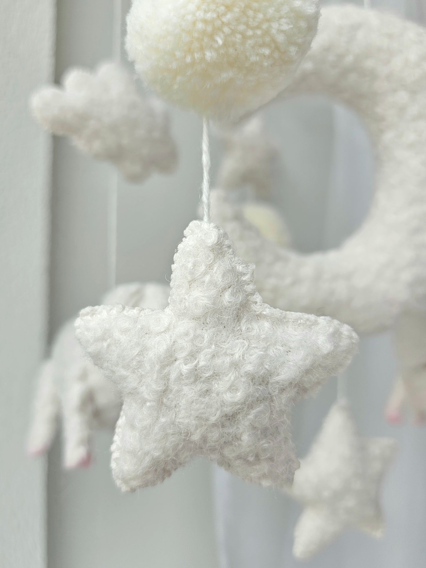 Baby Mobile Schäfchen weiss