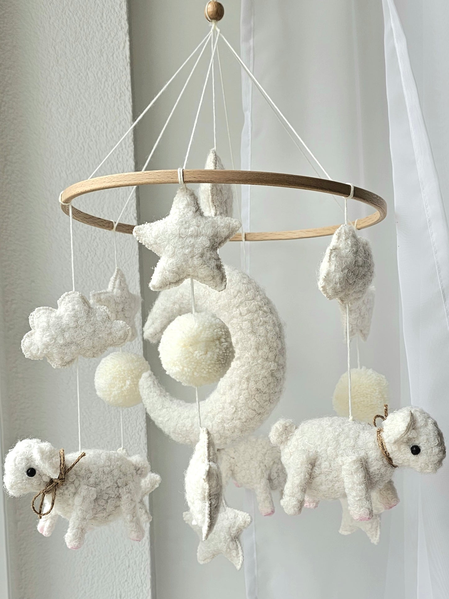 Baby Mobile Schäfchen weiss