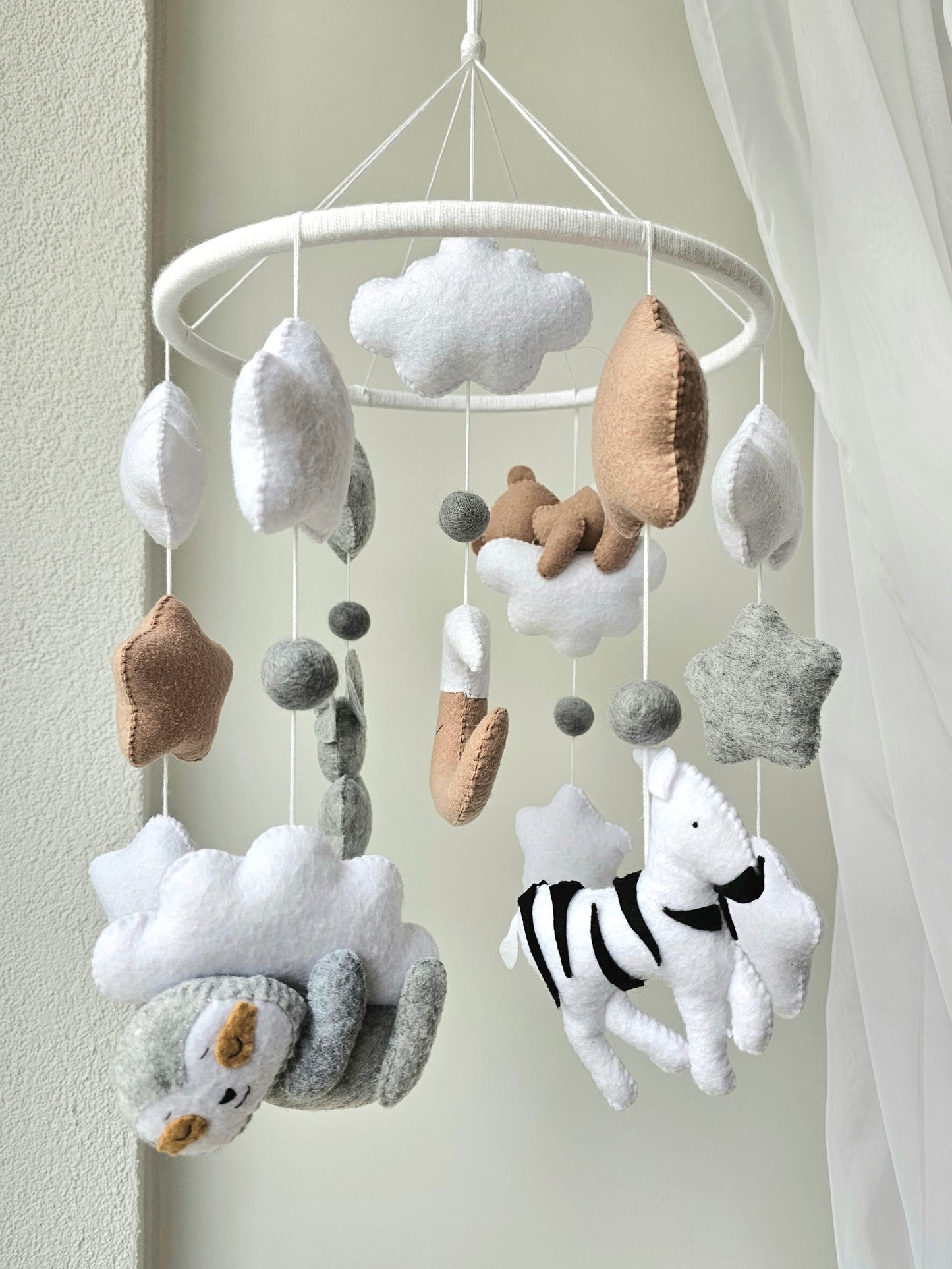 Baby Mobile Tierfreunde braun/grau