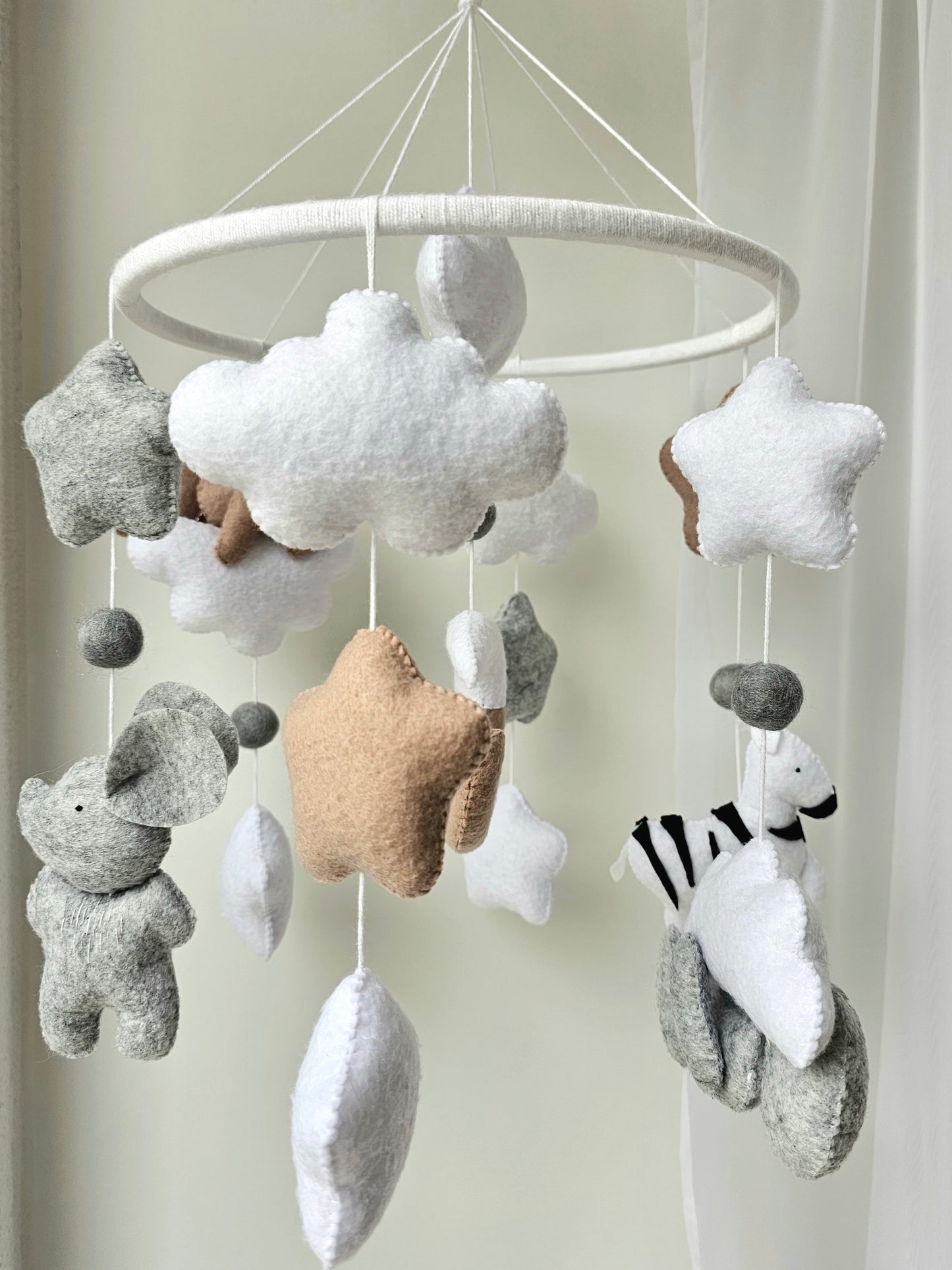 Baby Mobile Tierfreunde braun/grau