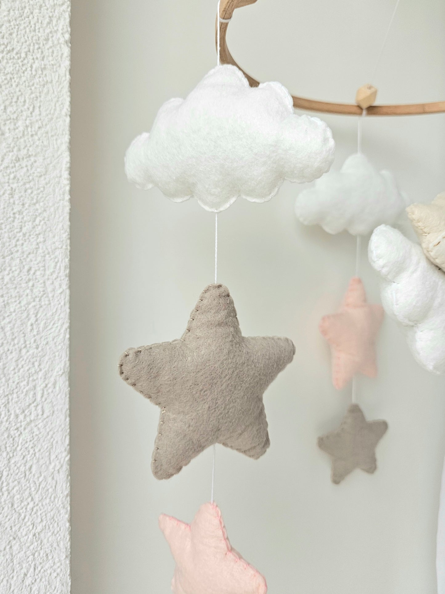 Baby Mobile schlafender Fuchs rosa