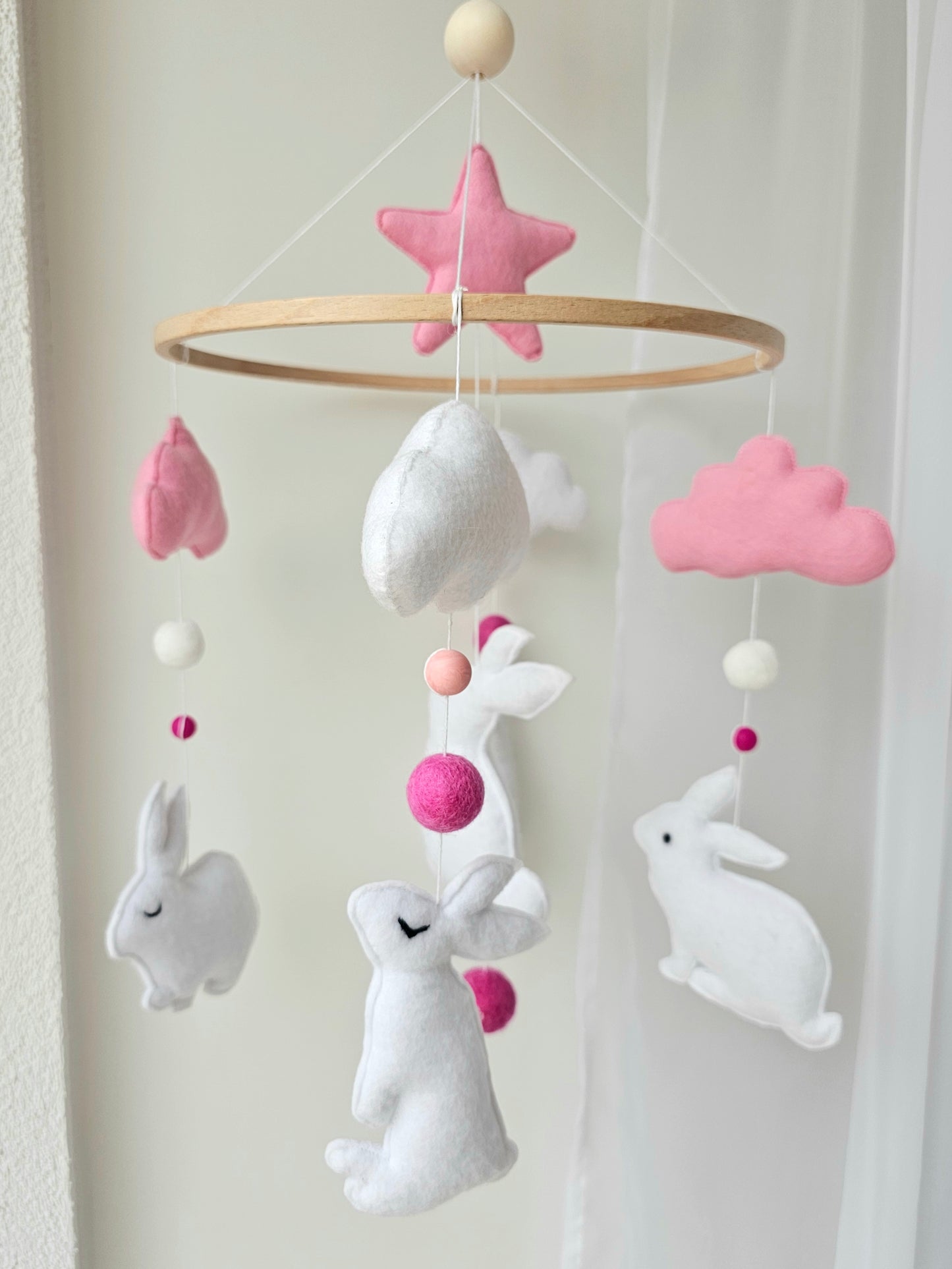 Baby Mobile Häschen rosa