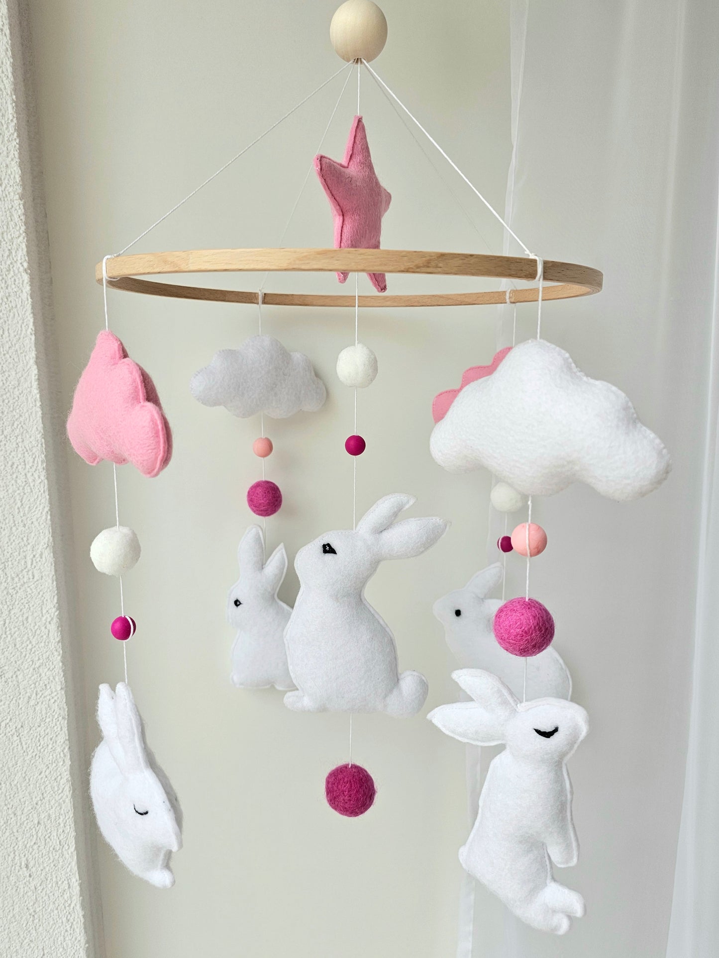 Baby Mobile Häschen rosa
