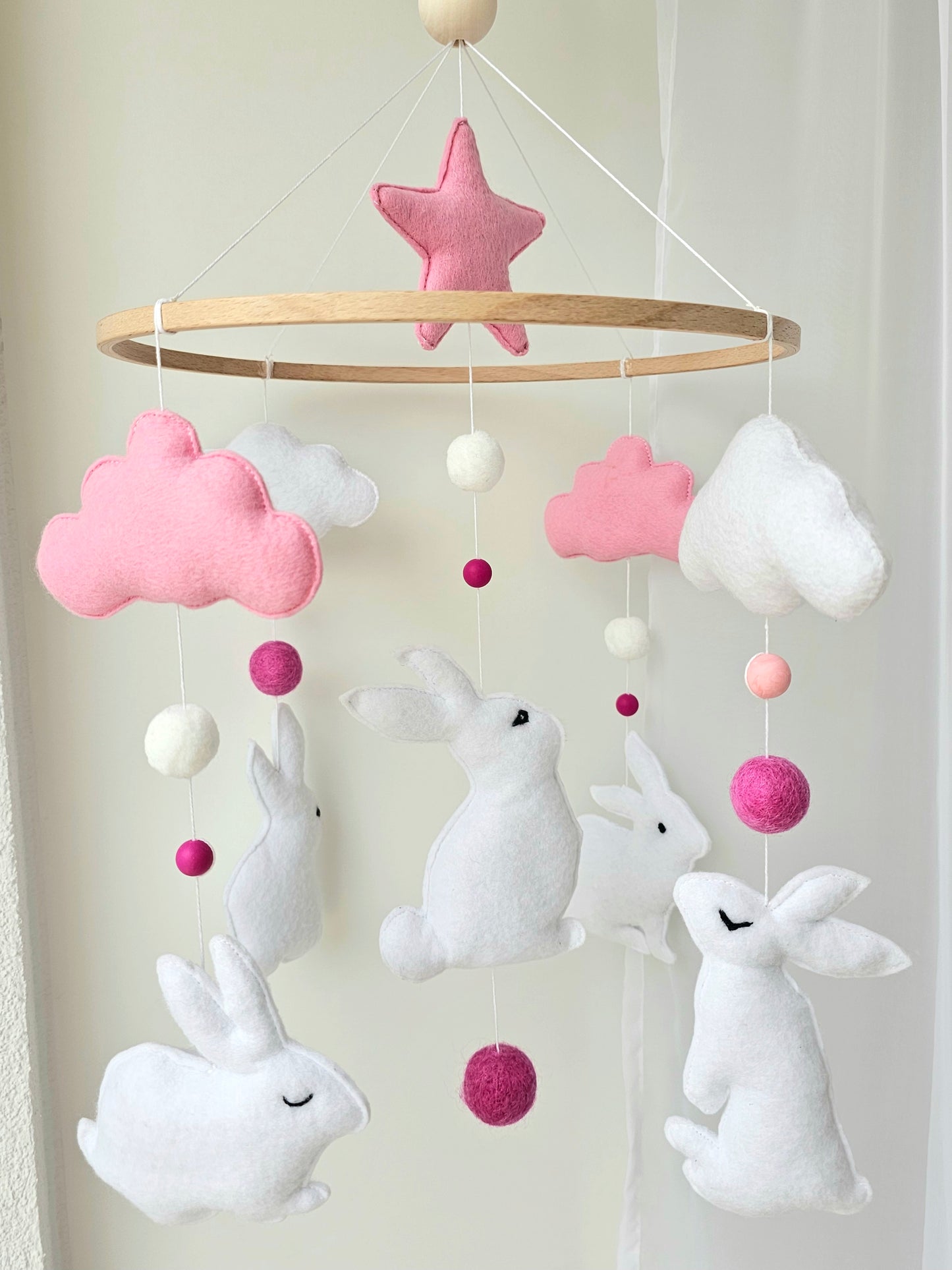 Baby Mobile Häschen rosa
