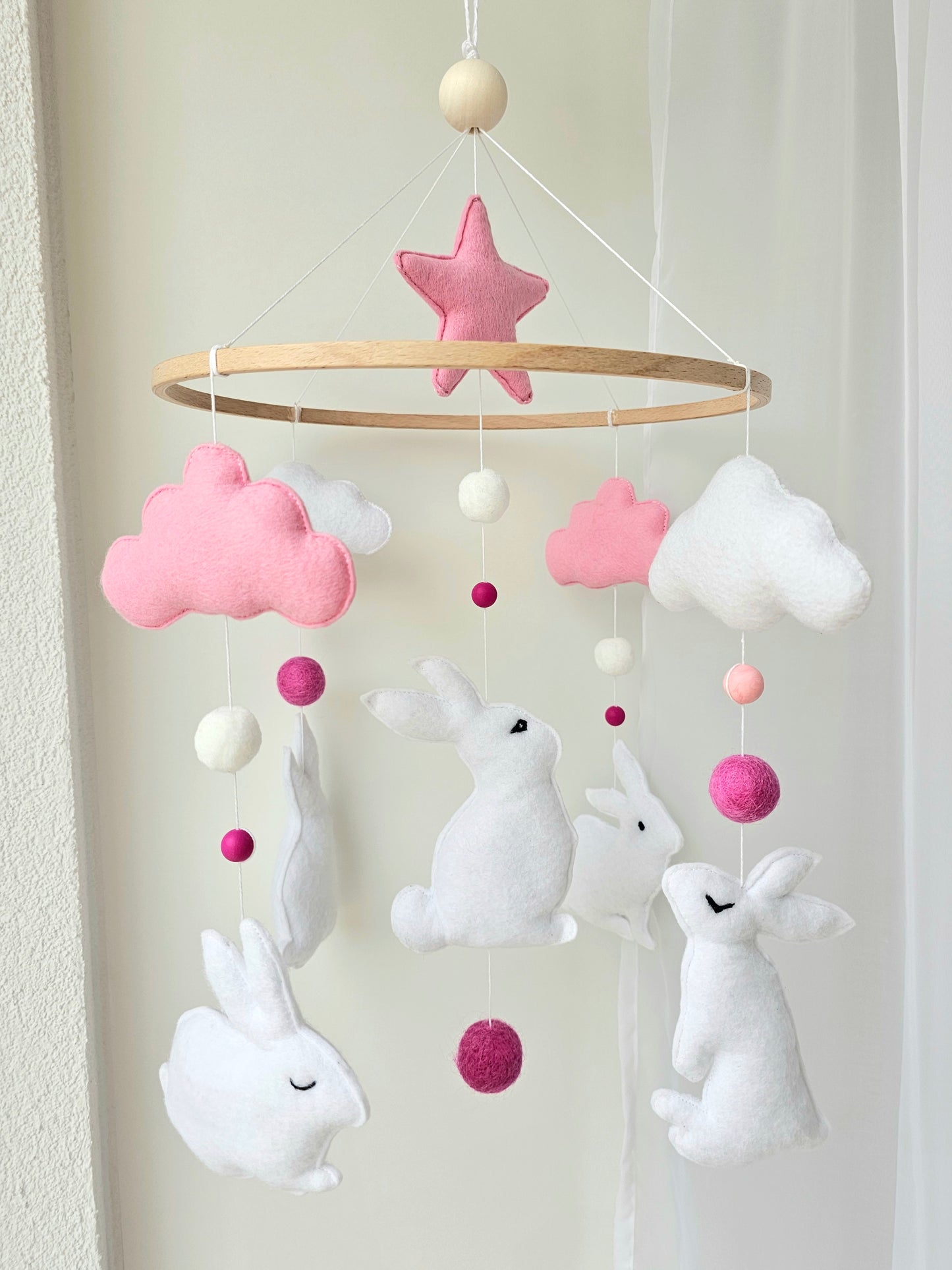 Baby Mobile Häschen rosa