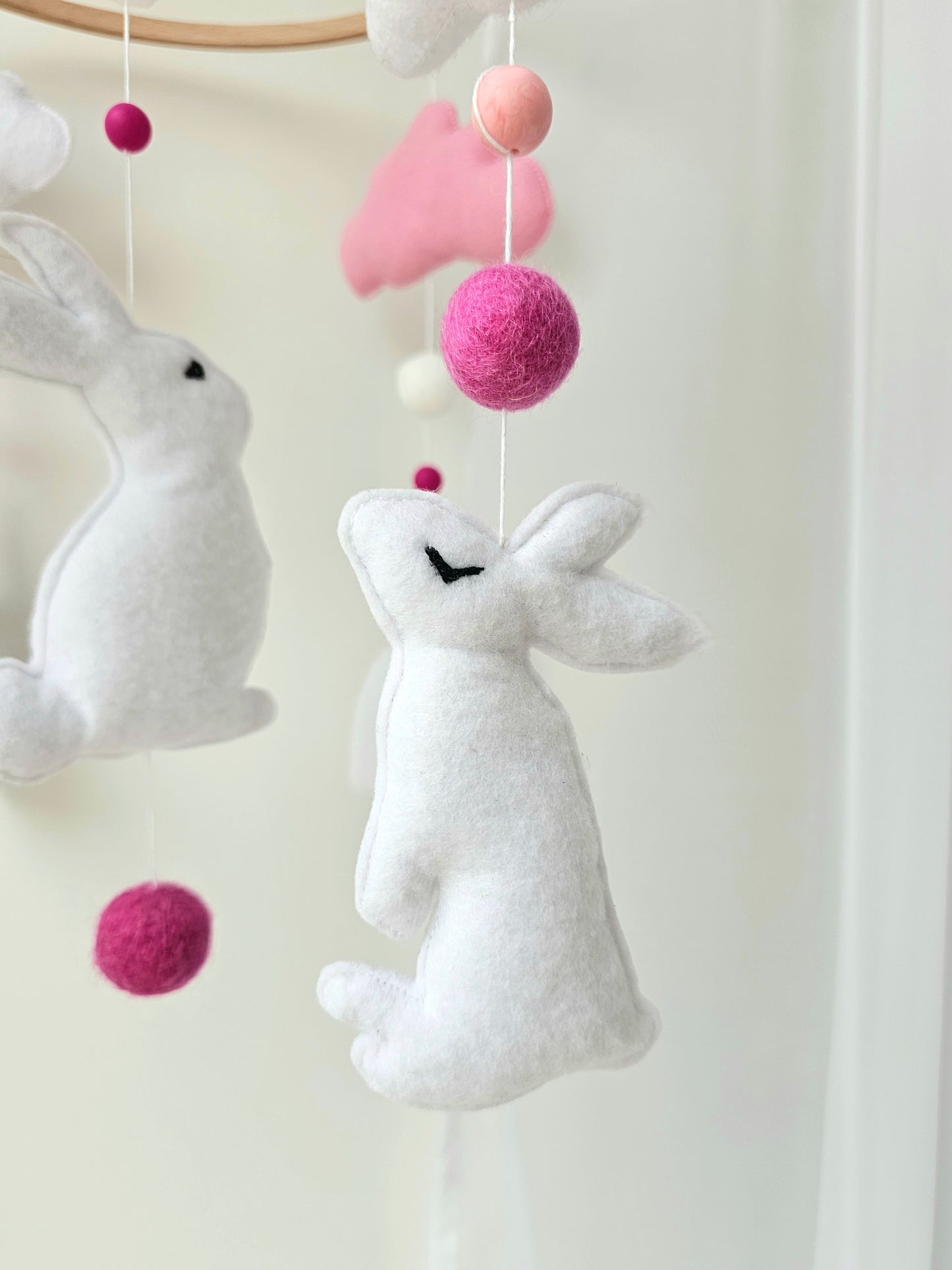 Baby Mobile Häschen rosa
