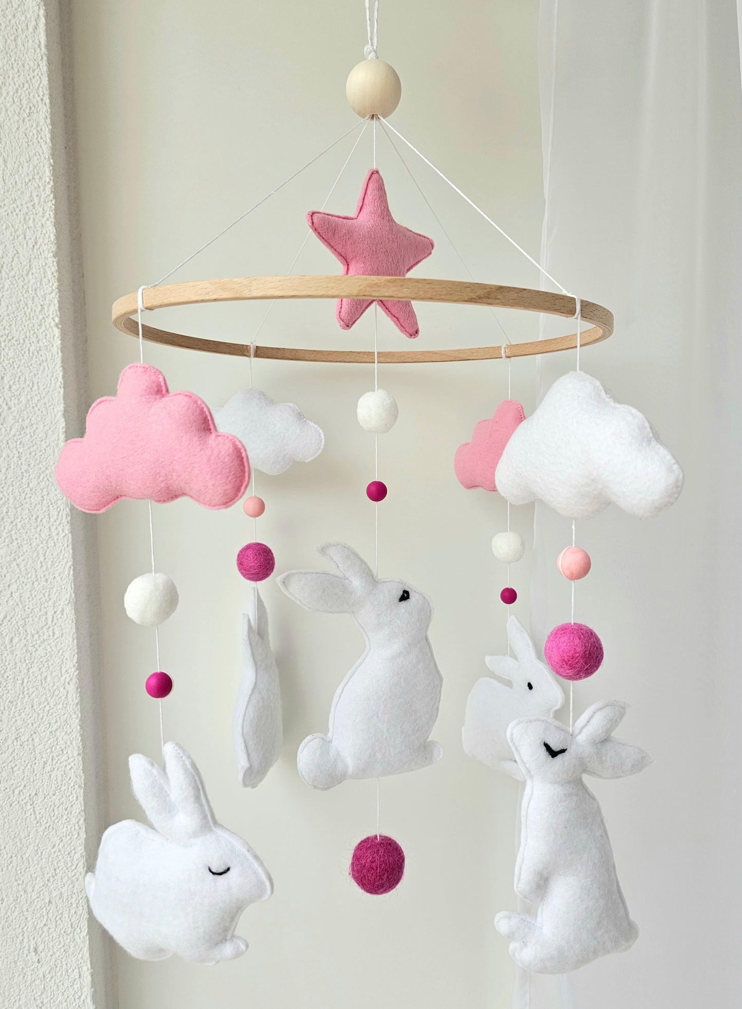 Baby Mobile Häschen rosa