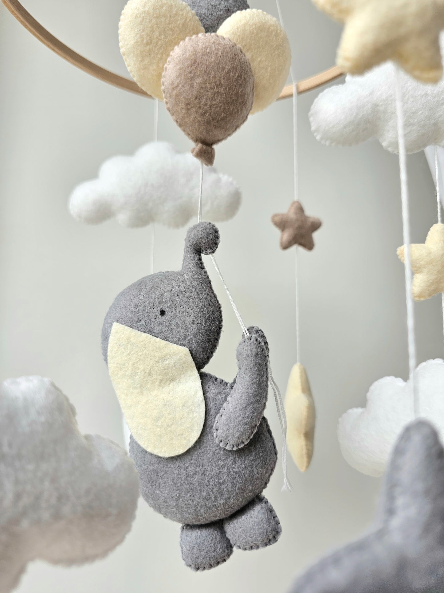 Baby Mobile Elefant hellgelb/grau