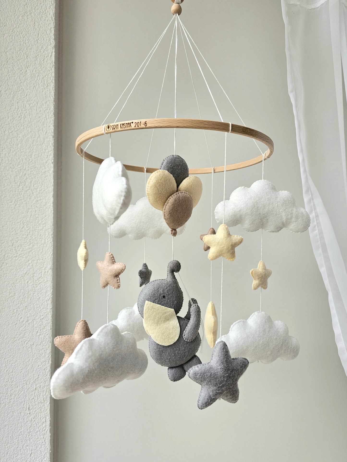 Baby Mobile Elefant hellgelb/grau