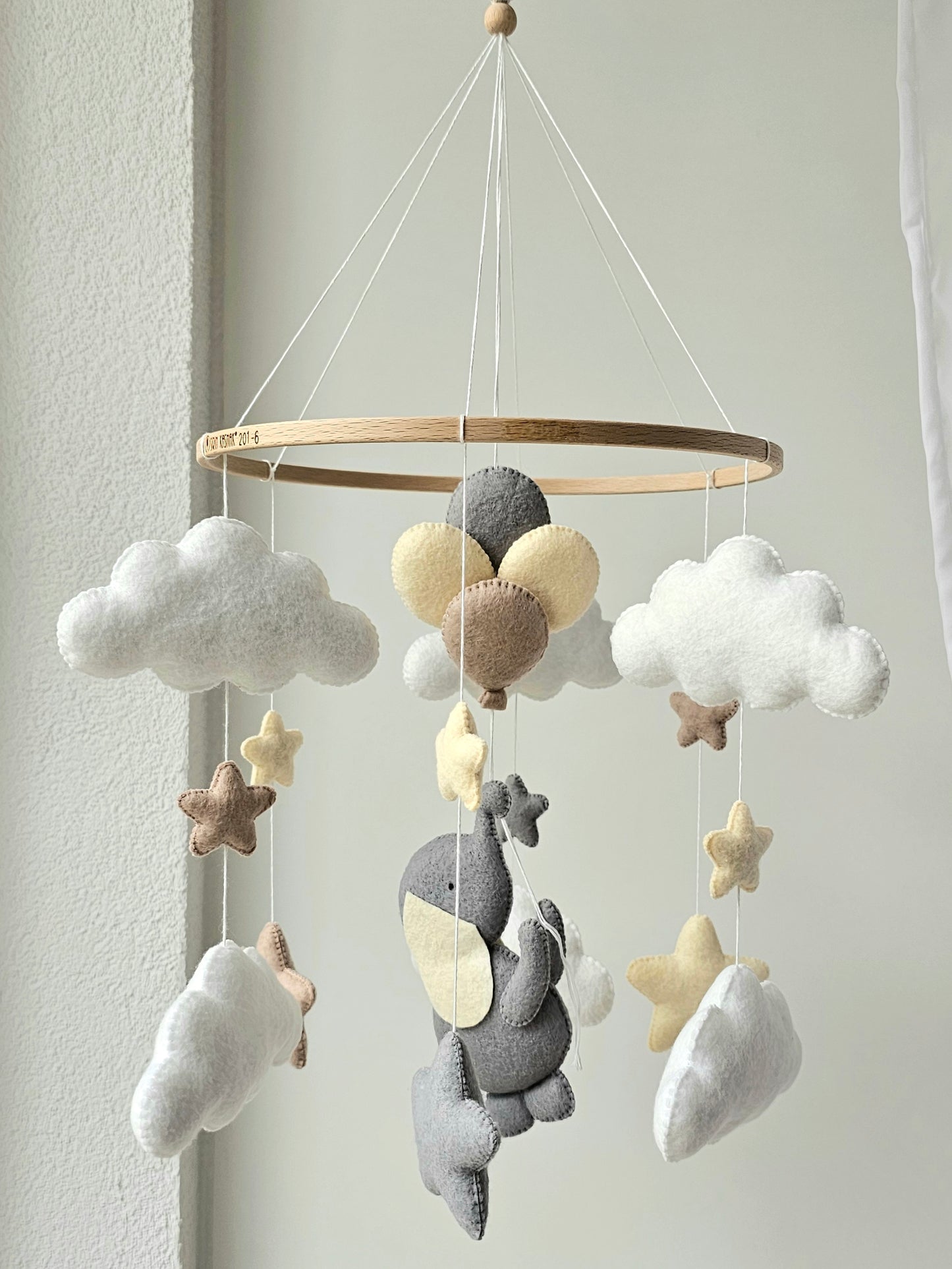 Baby Mobile Elefant hellgelb/grau