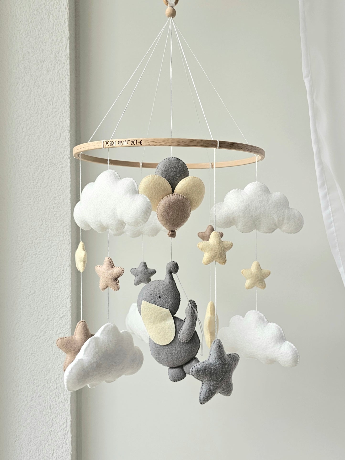 Baby Mobile Elefant hellgelb/grau