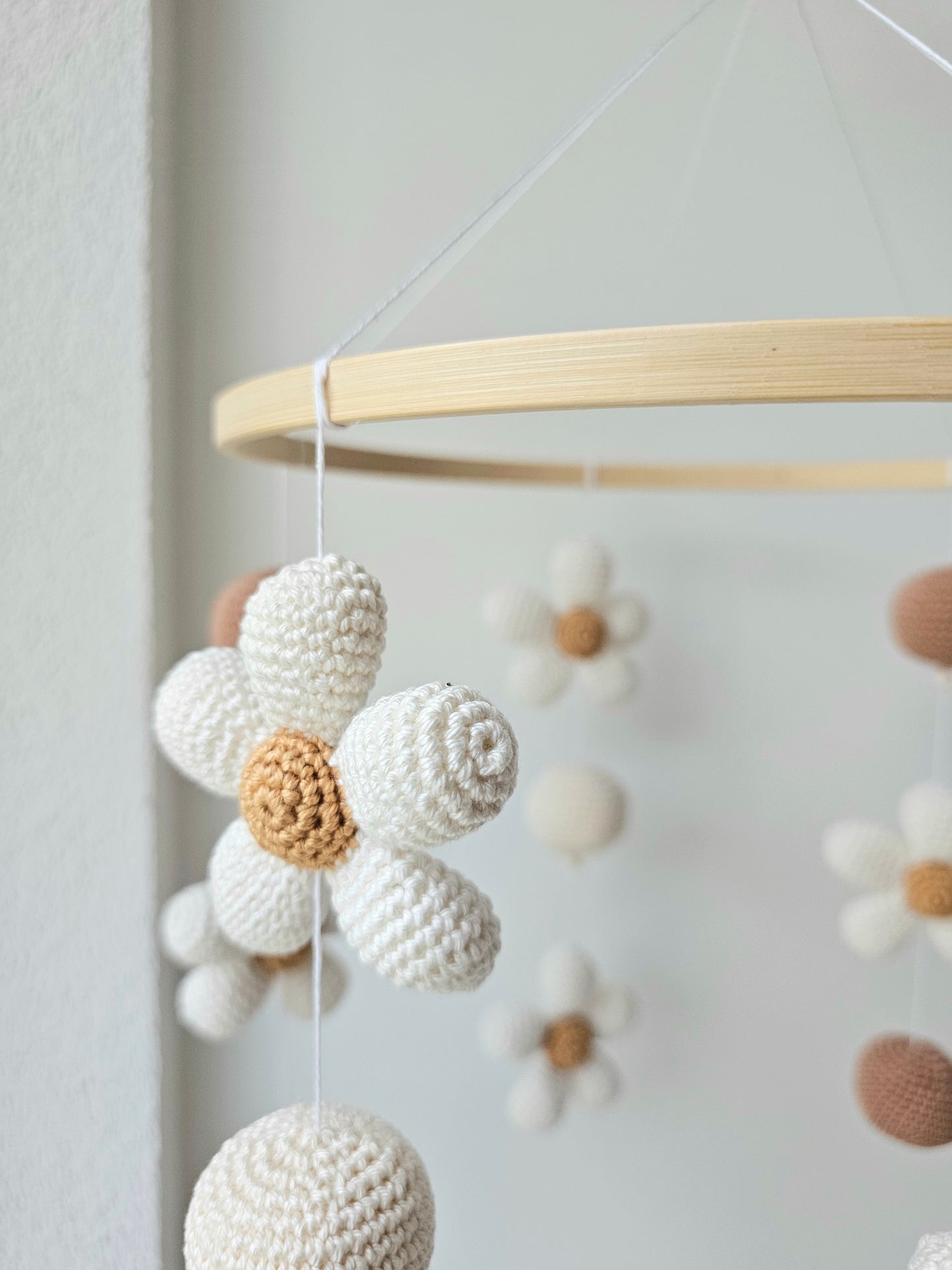 Baby Mobile Flower Power beige