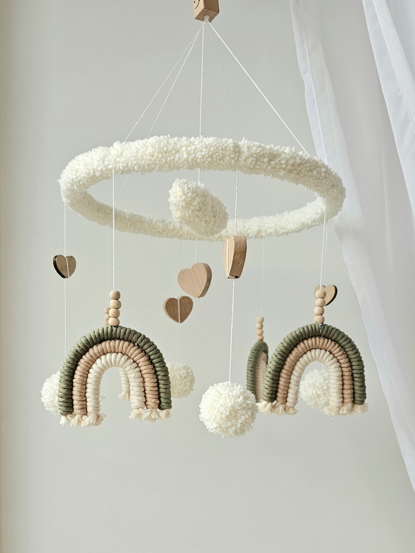 Baby Mobile Puffel Makramee grün