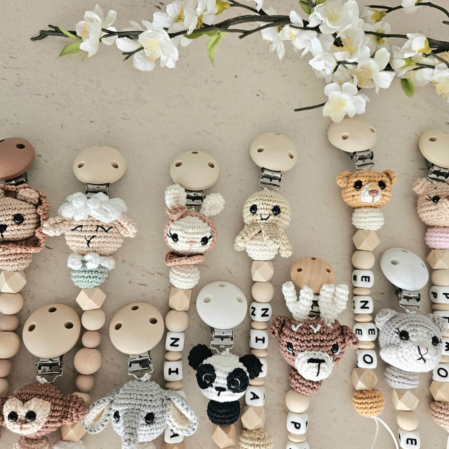 Schnullerkette Panda schwarz/weiss