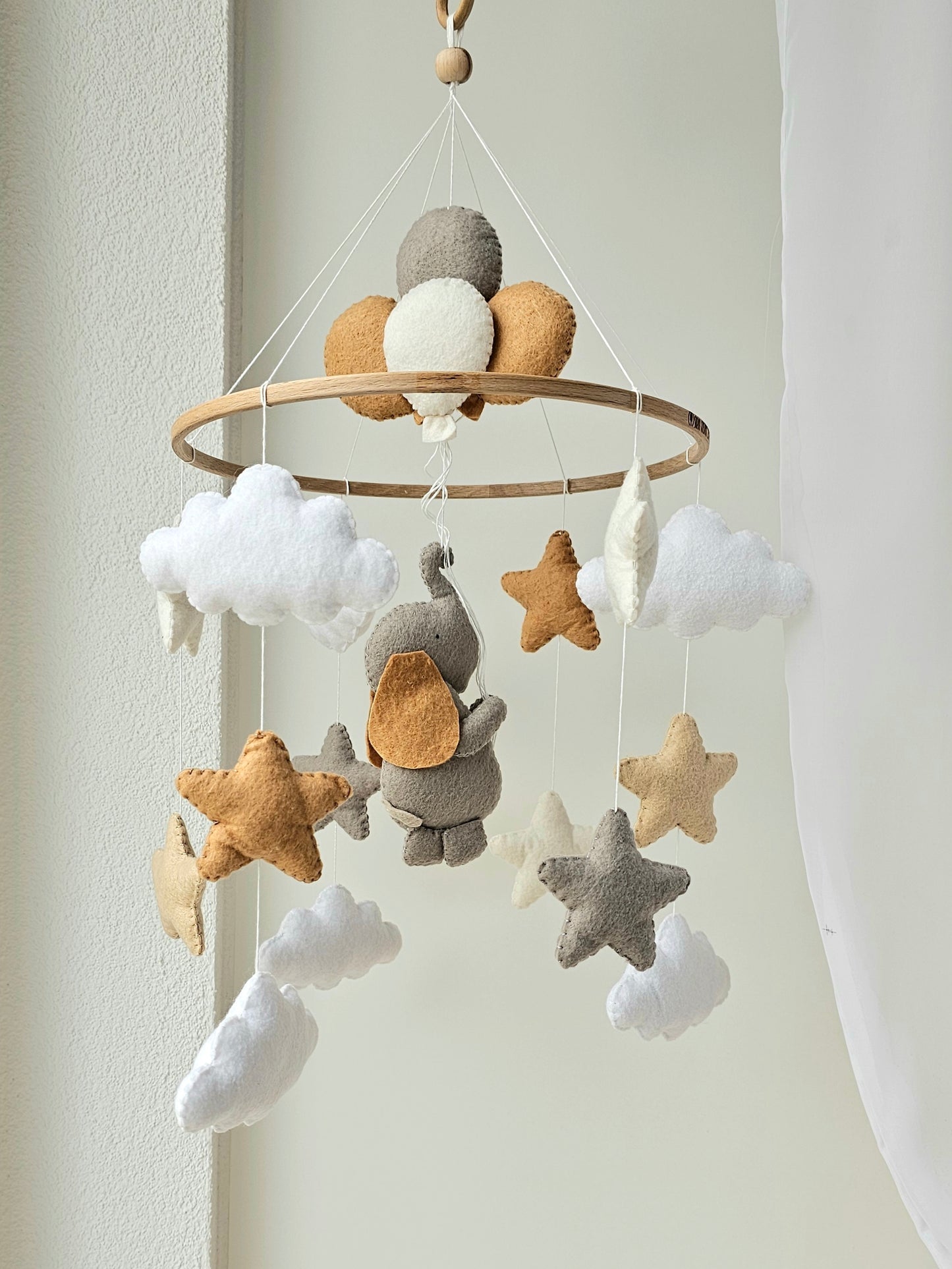 Baby Mobile Elefant beige/grau