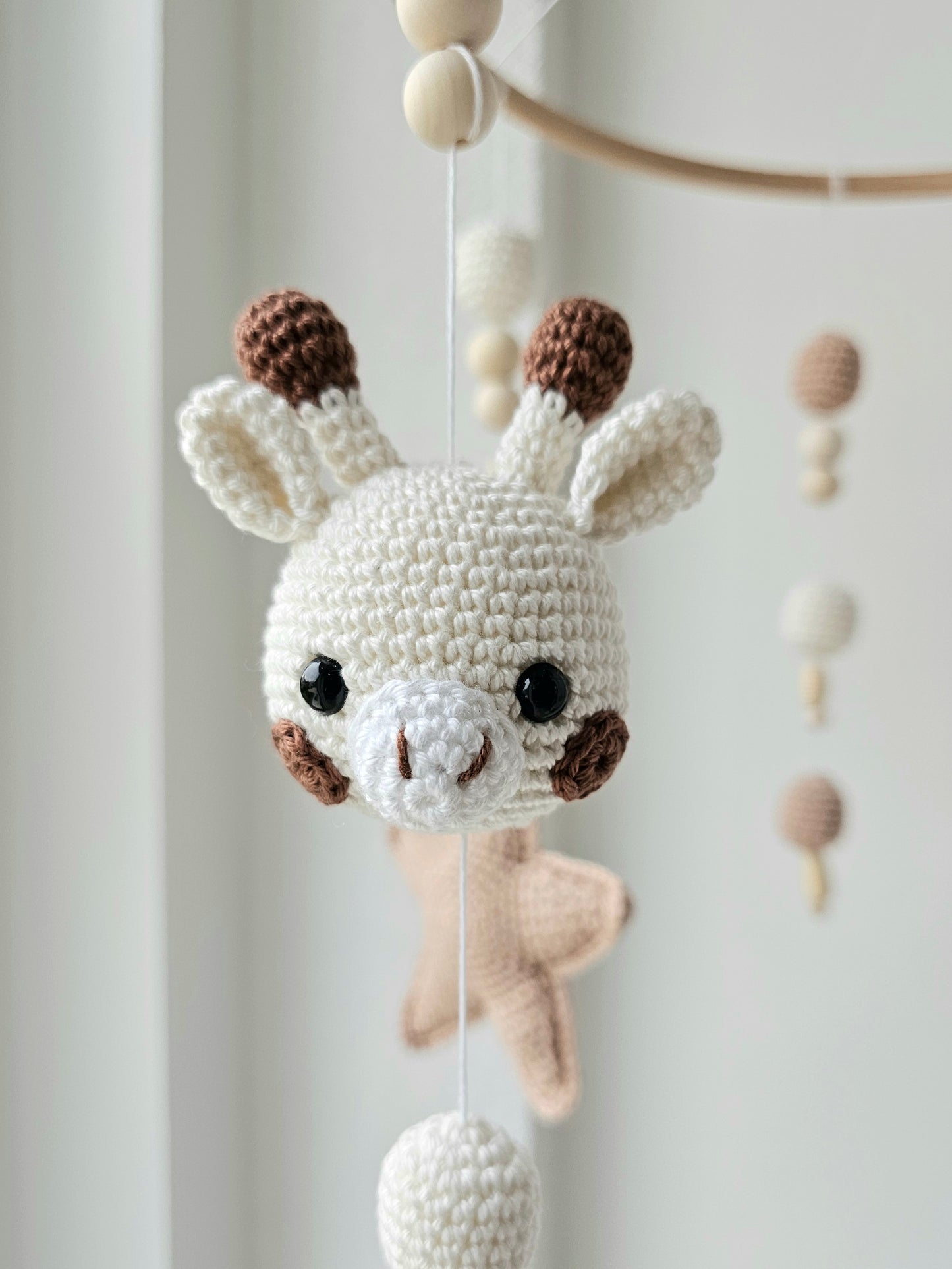Baby Mobile Häkelliebe Giraffe natur