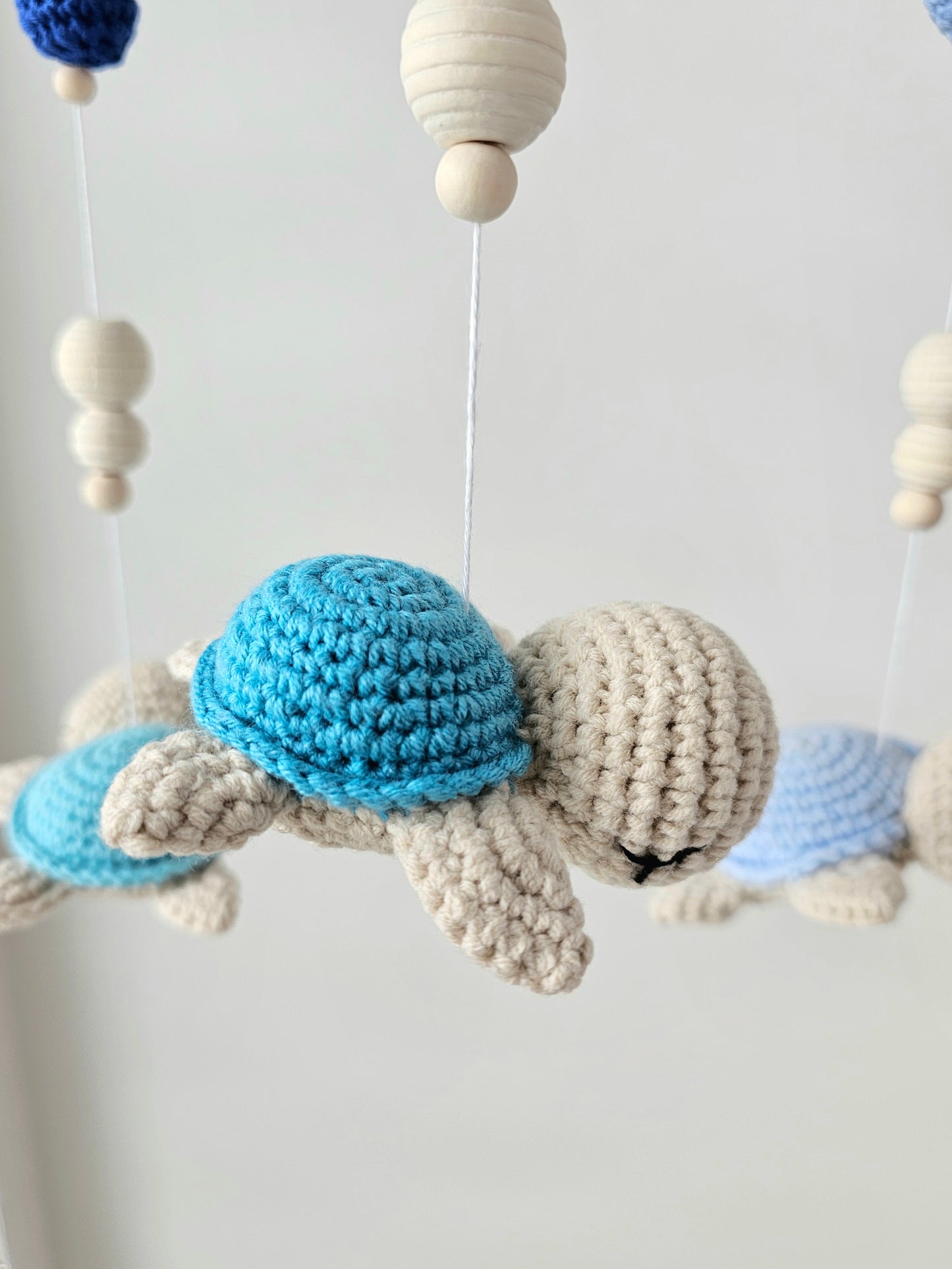 Baby Mobile Häkelliebe Schildi blau
