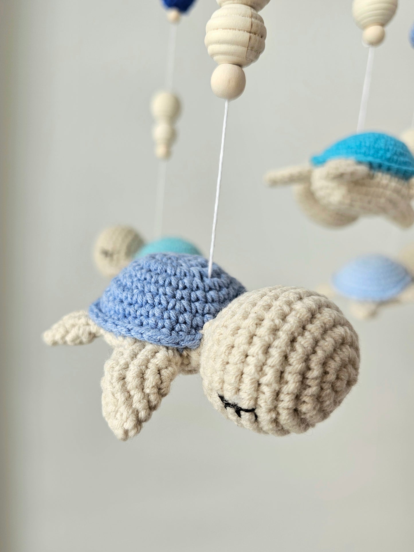 Baby Mobile Häkelliebe Schildi blau