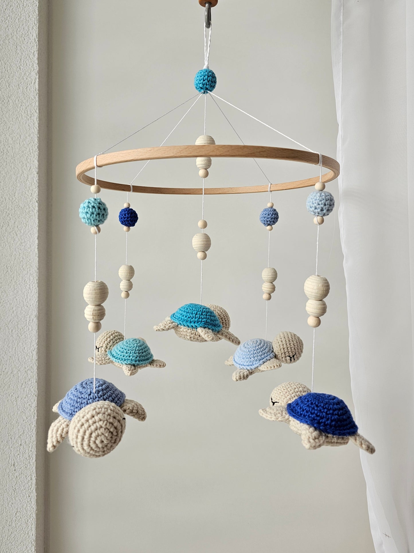 Baby Mobile Häkelliebe Schildi blau