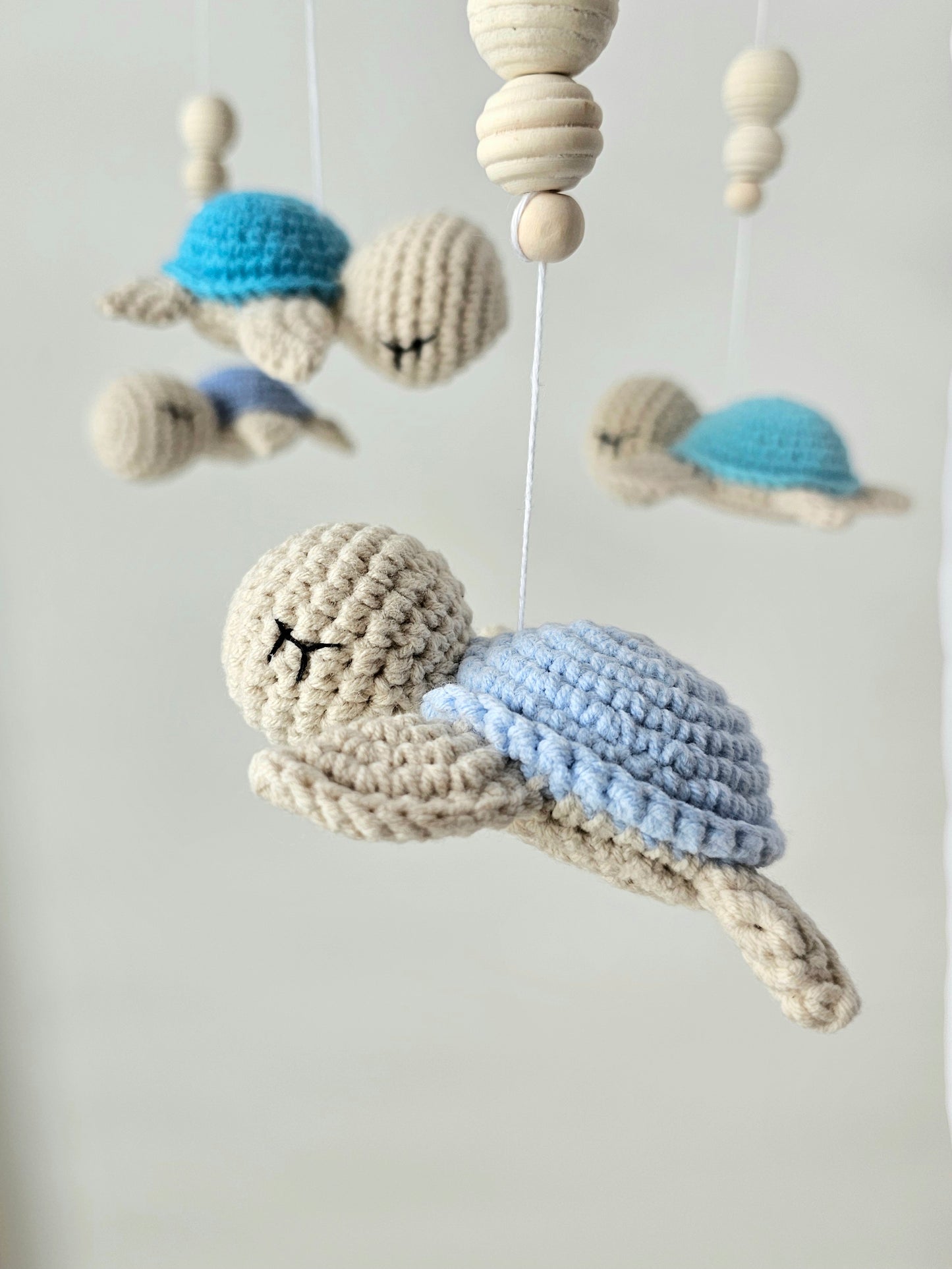 Baby Mobile Häkelliebe Schildi blau