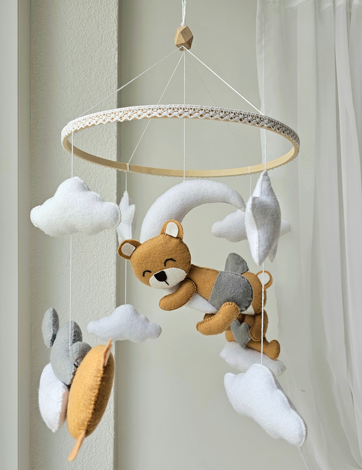 Baby Mobile Bär beige/grau