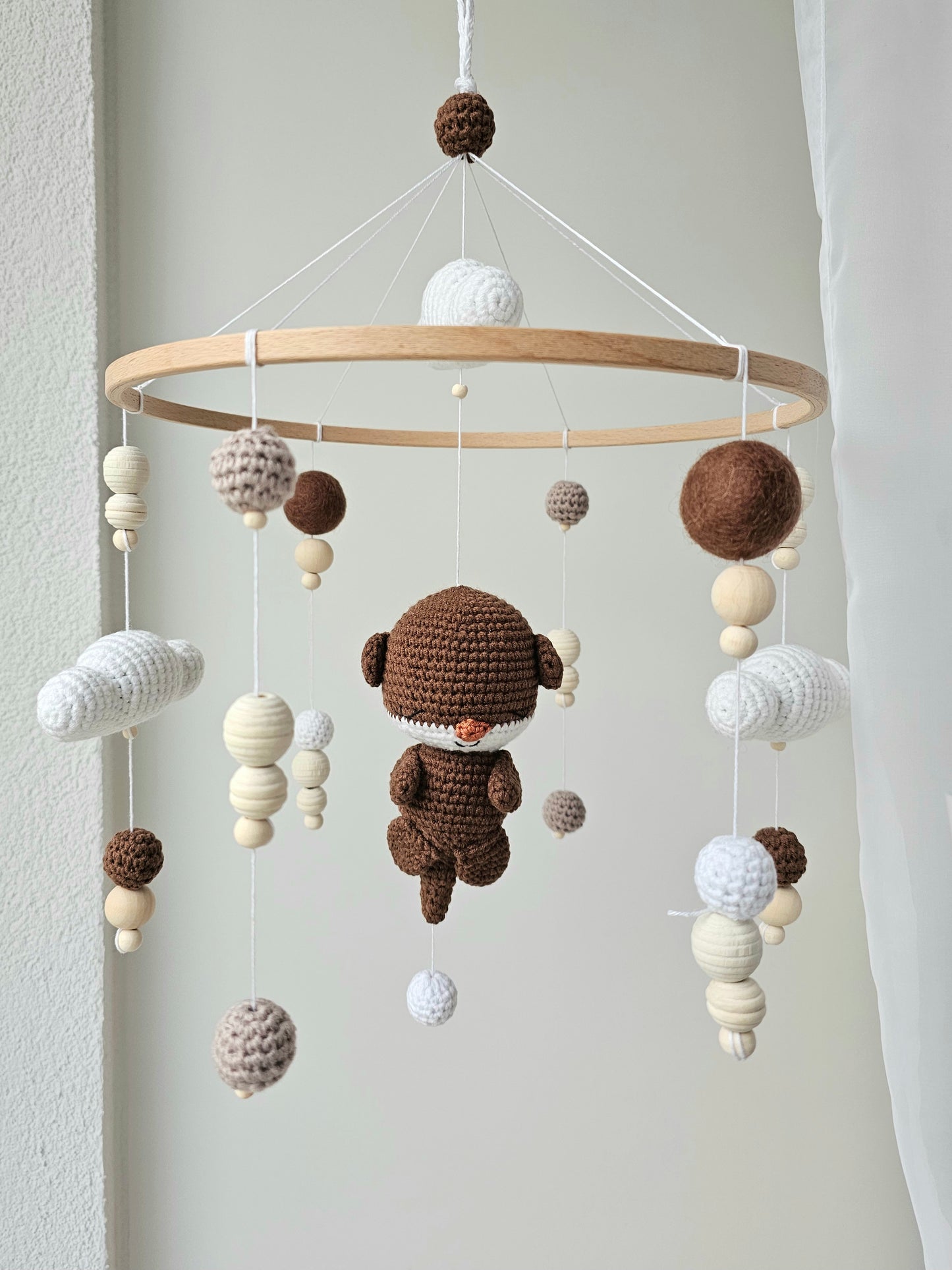 Baby Mobile Häkelliebe Otter dunkelbraun